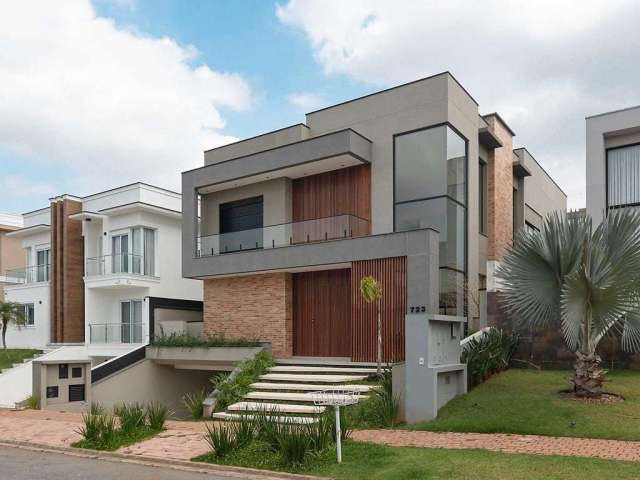 Casa Nova em Santana do Parnaíba - 480m² - 04 suítes