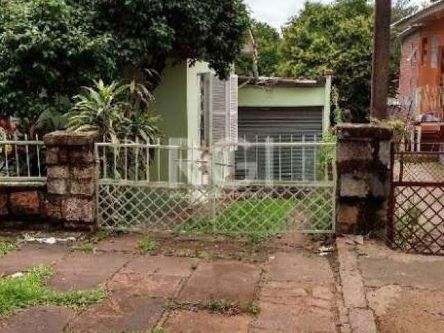 Casa Residencial Fundos, localizado no bairro Jardim São Pedro com 02 dorm.proximo de  academias, bares, lancherias, supermercados, agências bancárias, escolas, praças, áreas verdes, hospitais e aos p