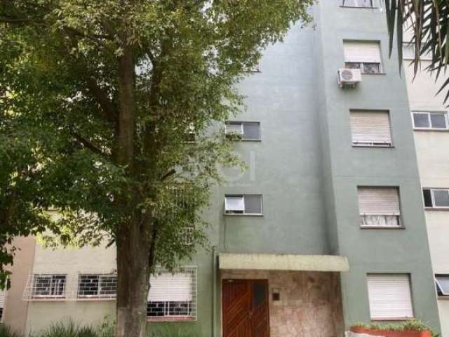 Apartamento   2 dormitórios, 1 vagas de garagem cobertas por convenção, amplo living dois ambientes, cozinha, 1 banheiros, e área de serviço, salão de festa.&lt;BR&gt;Bairro com completa infraestrutur