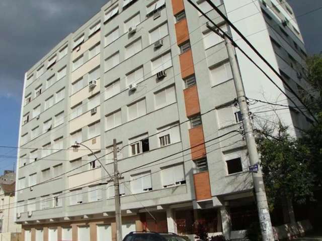 Apartamento semi mobiliado à venda no coração da Cidade Baixa. Este charmoso imóvel, localizado no terceiro andar, conta com uma cozinha sob medida, dois dormitórios espaçosos, uma sala aconchegante e