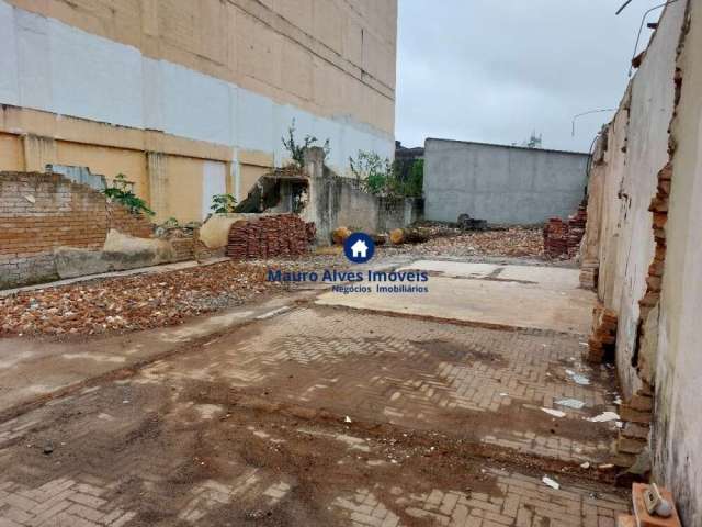 Terreno à venda no Centro, Suzano , 266 m2 por R$ 520.000