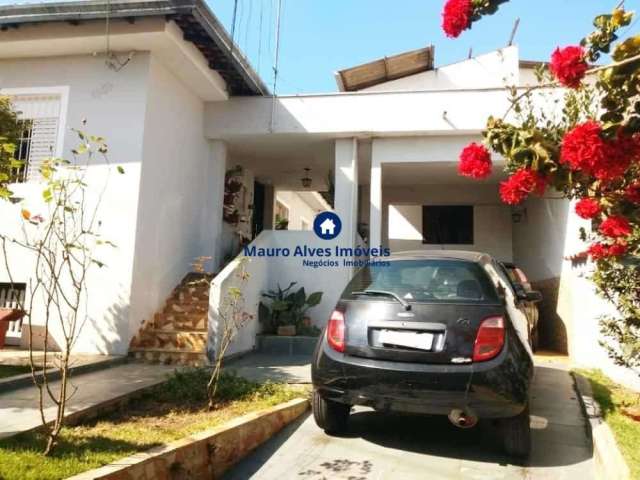 Casa com 2 quartos à venda na Vila Lavínia, Mogi das Cruzes , 233 m2 por R$ 500.000