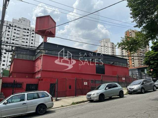 Imóvel comercial de esquina na Vila Leopoldina para locação