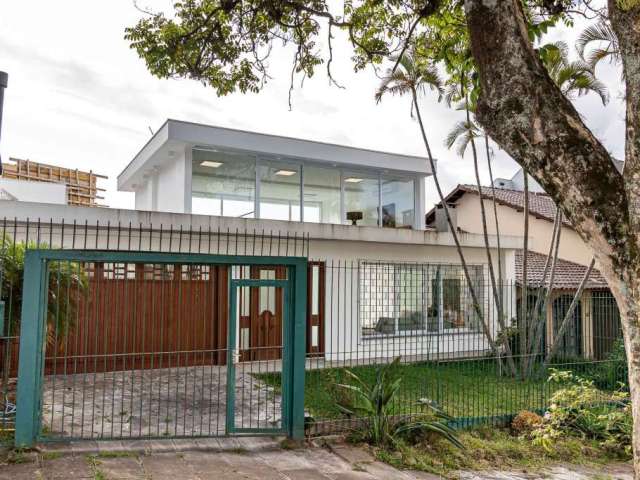 Casa em condomínio fechado com 3 quartos à venda na Rua Comendador Creidy, 24, Chácara das Pedras, Porto Alegre por R$ 2.700.000