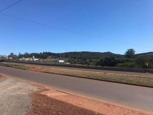 Área a Venda com um total de 26200 M² localizada as margens da Rod. PR  445