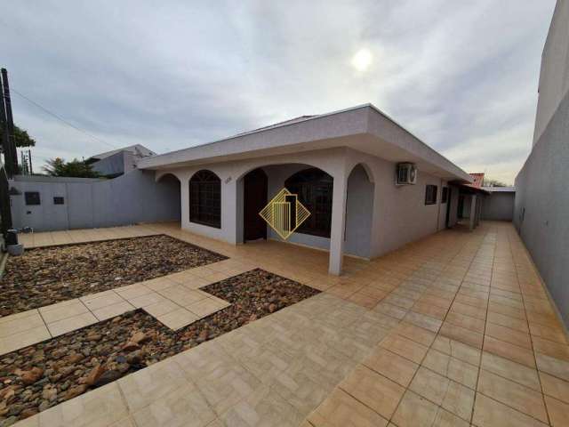 Casa com sobra de terreno á venda no Pioneiros Catarinense