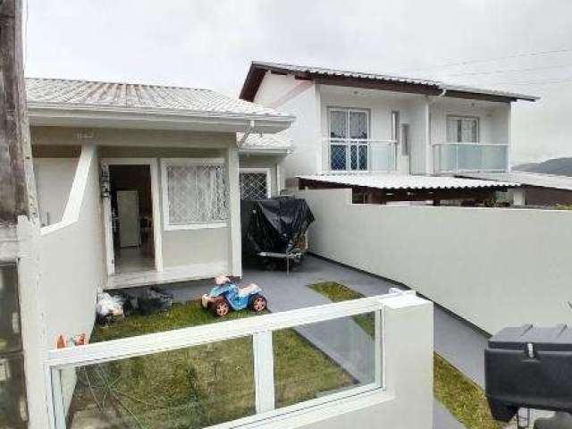 Casa para Venda em Palhoça, Bela Vista, 2 dormitórios, 1 banheiro, 2 vagas