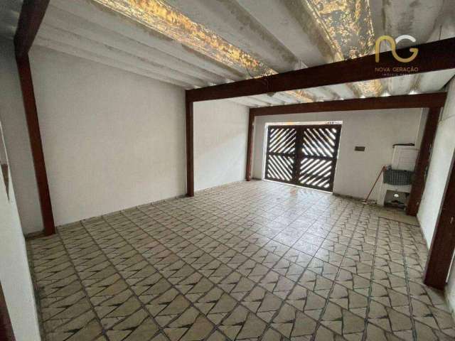 Casa com 3 dormitórios à venda por R$ 480.000,00 - Vila Assunção - Praia Grande/SP