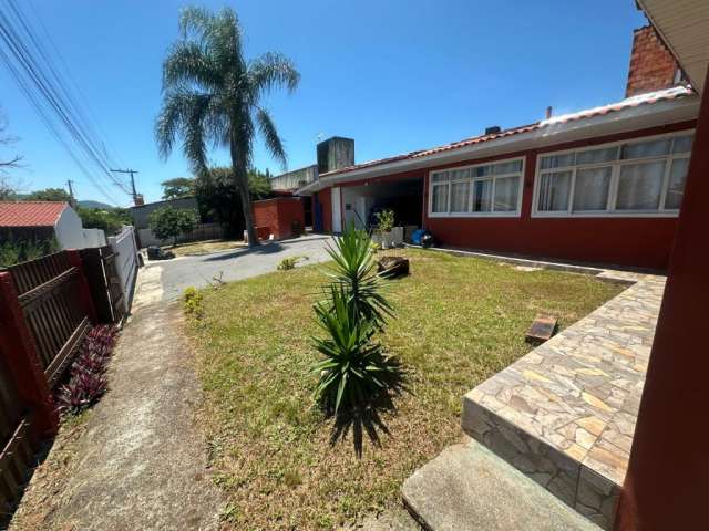 Casa com piscina na Praia Dos Ingleses