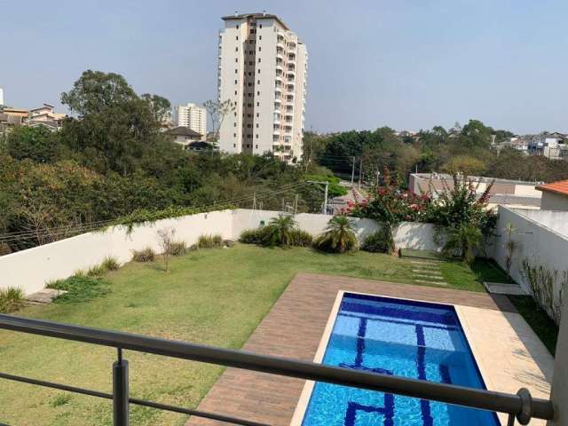 Sobrado TR 820 m2 05 Suítes Escritório Piscina 7 Vagas em Condomínio Altos da Serra I - São José dos Campos/SP