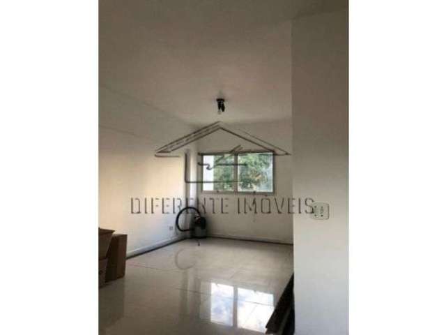 Apartamento 02 dormitórios no coração da Bela Vista !