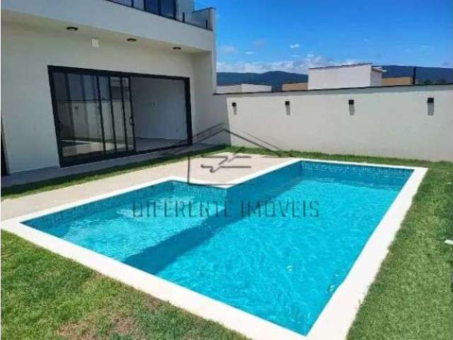 Casa em condominio com 3 quartos , 4 vagas e piscina