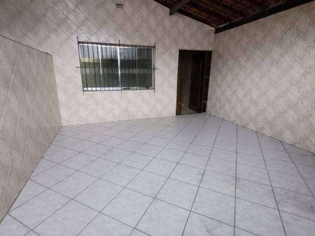 Vendo casa 02 dormitórios com área gourmet e garagem no jardim queitude, em ótima localização, próximo a mercado, escola, farmácia e comercios em geral.