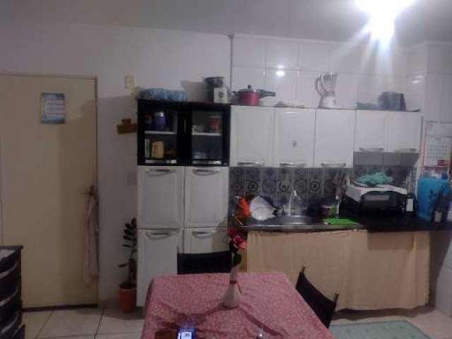 Apartamento com 2 dormitórios à venda, 47 m² por R$ 137.000,00 - Vila Resende  - Franca/SP