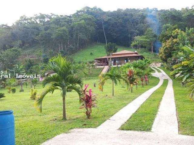 Sítio para Venda em Saquarema, Tinguí (Sampaio Correia), 2 dormitórios, 1 suíte, 1 banheiro, 4 vagas