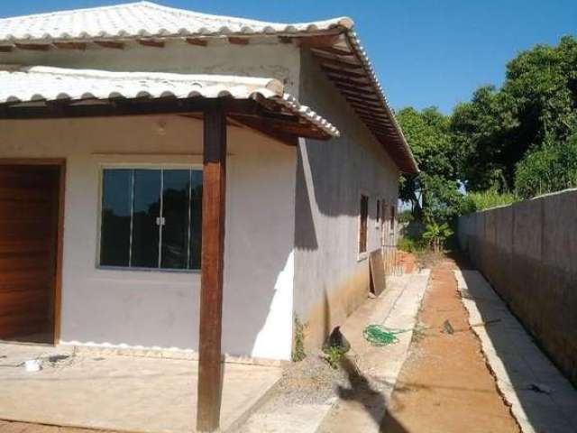 Casa para Venda em Saquarema, Caixa D`água (Bacaxá), 3 dormitórios, 1 suíte, 2 banheiros, 2 vagas