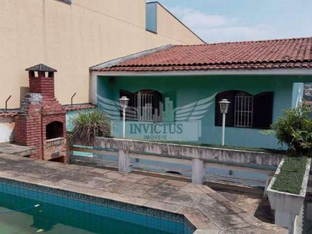 Sobrado com Piscina e 4 Quartos para Comprar, 228m² - Vila Bastos, Santo André/SP.