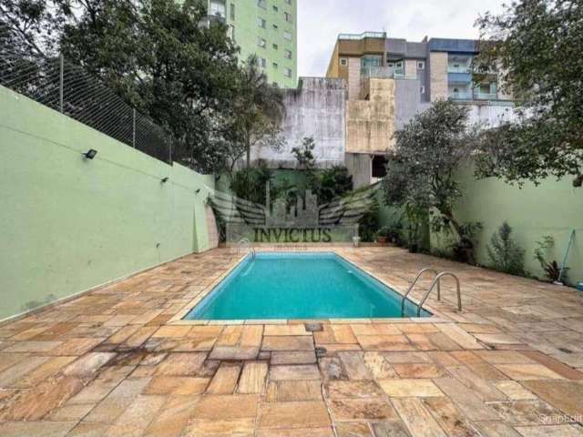 Sobrado com 3 Quartos e Piscina para Alugar, 422m² - Parque Das Nações, Santo André/SP.