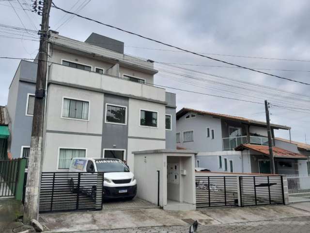 Apartamento duplex próximo à praia