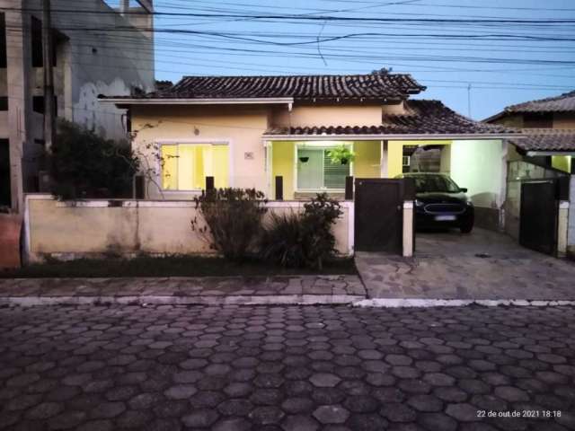 Casa à venda por R$ 420.000,00 - Várzea das Moças - Niterói/RJ