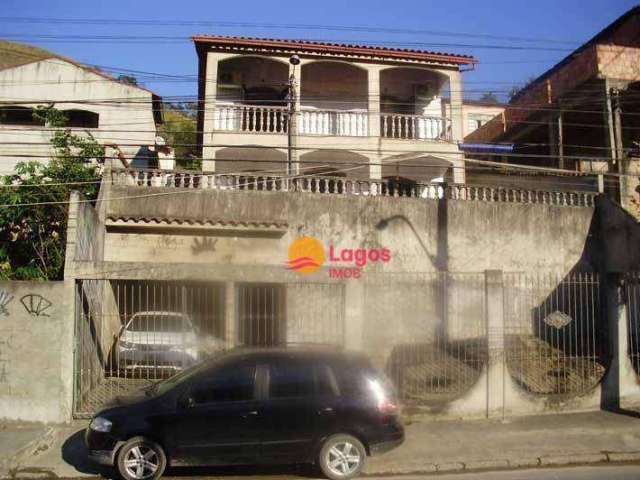 Casa com 3 quartos, 329 m² por R$ 350.000 - Engenho Pequeno - São Gonçalo/RJ