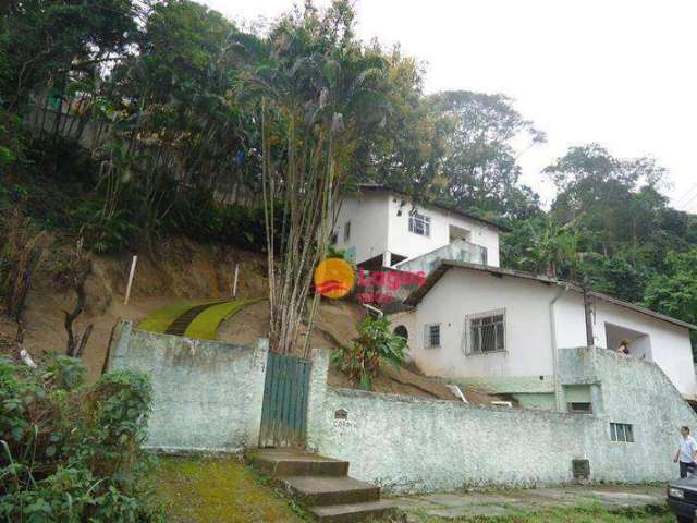 Casa com 2 dormitórios à venda, 900 m² por R$ 700.000,00 - Itaipu - Niterói/RJ