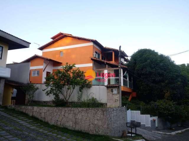 Casa com 4 dormitórios à venda, 227 m² por R$ 790.000,00 - Pendotiba - Niterói/RJ