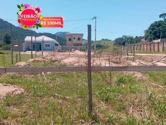 Terreno à venda, 240 m² por R$ 100.000,00 - Ubatiba - Maricá/RJ