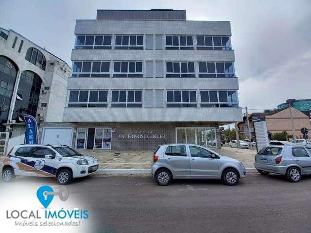 Sala comercial bem no centro de tramandaí