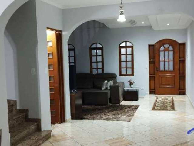 Casa com 3 dormitórios à venda, 252 m² por R$ 800.000,00 - Vila Conceição - Diadema/SP