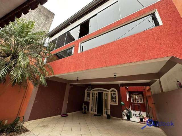 Casa com 3 dormitórios à venda, 252 m² por R$ 900.000 - Centro - Diadema/SP