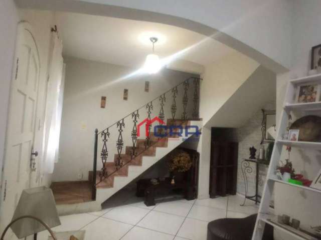 Casa com 4 dormitórios à venda, 205 m² por R$ 850.000,00 - Aero Clube - Volta Redonda/RJ