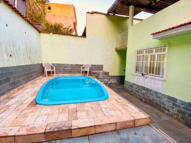 Casa com 3 dormitórios à venda, 224 m² por R$ 685.000,00 - Conforto - Volta Redonda/RJ