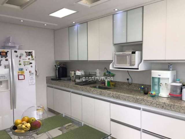 Casa com 3 dormitórios à venda, 173 m² por R$ 890.000,00 - Jardim Amália - Volta Redonda/RJ