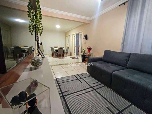 Casa com 2 dormitórios à venda, 103 m² por R$ 390.000,00 - Retiro - Volta Redonda/RJ