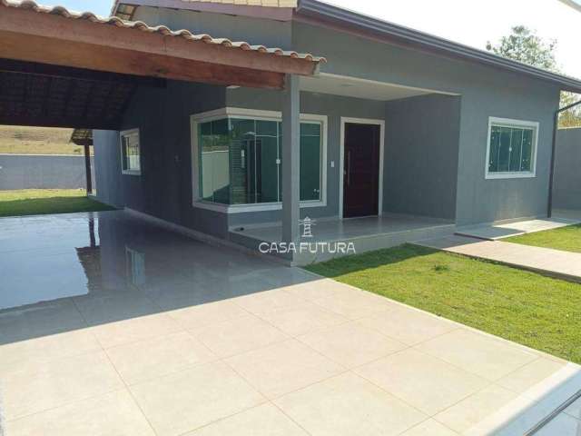 Casa com 3 dormitórios à venda, 172 m² por R$ 570.000,00 - Penedo - Itatiaia/RJ