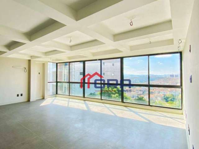 Apartamento com 3 dormitórios à venda, 115 m² por R$ 900.000,00 - Jardim Amália - Volta Redonda/RJ