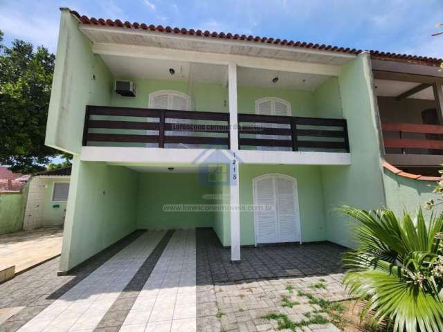 Casa para Venda em Pontal do Paraná, ATAMI, 3 dormitórios, 1 suíte, 1 banheiro, 2 vagas