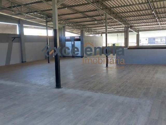 Área comercial com 305m2 em Stella Maris!