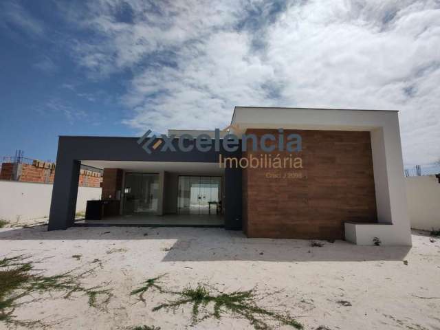 Casa duplex com 4 quartos, 750m2 de terreno, em Barra de Jacuípe!