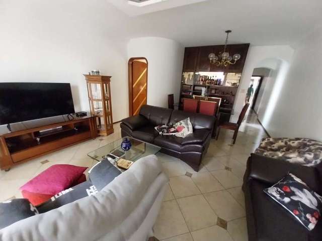 Casa com 3 dormitórios, 189 m² - venda por R$ 749.000,01 ou aluguel por R$ 3.597,00/mês - Jardim do Estádio - Santo André/SP