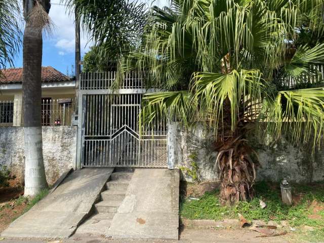 Ótima Oportunidade Casa de 2 quartos no Sitio Cercado!!