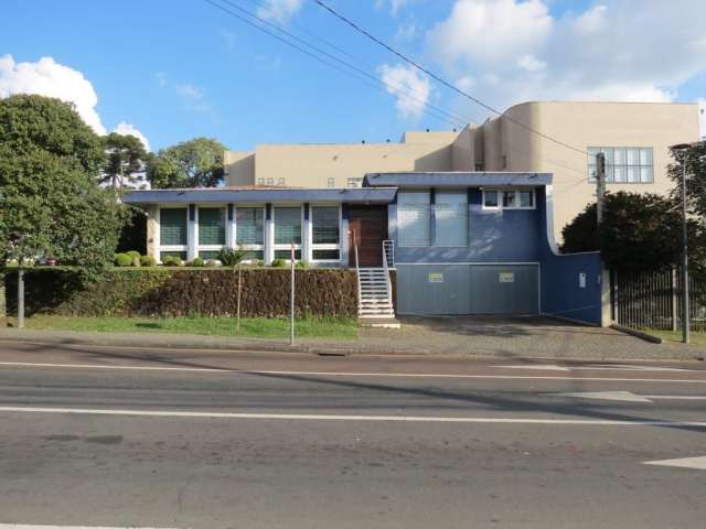 Casa comercial de esquina - propria para clinica - mobiliada