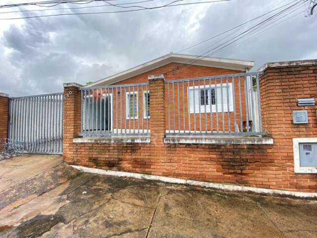 Casa com 5 quartos à venda na Rua Reverendo Israel Vieira Ferreira, 003, Jardim Pacaembu, Campinas, 204 m2 por R$ 550.000