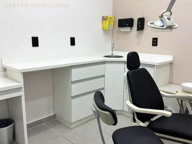 Sala comercial para alugar na Avenida Onze de Agosto, 1386, Jardim Ribeiro, Valinhos, 15 m2 por R$ 2.200