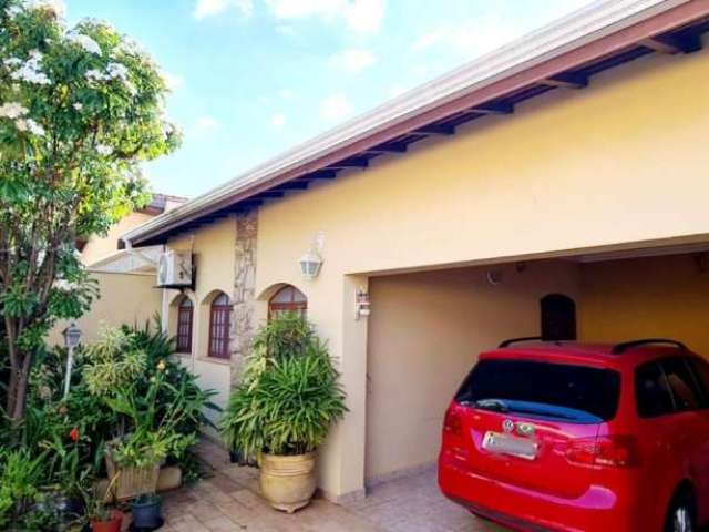 Casa com 3 quartos à venda na Guareí, 28, São Bernardo, Campinas, 164 m2 por R$ 850.000