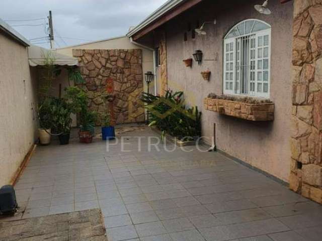 Casa com 4 quartos à venda na Abílio Fernandes Serra, 97, Jardim García, Campinas, 220 m2 por R$ 540.000