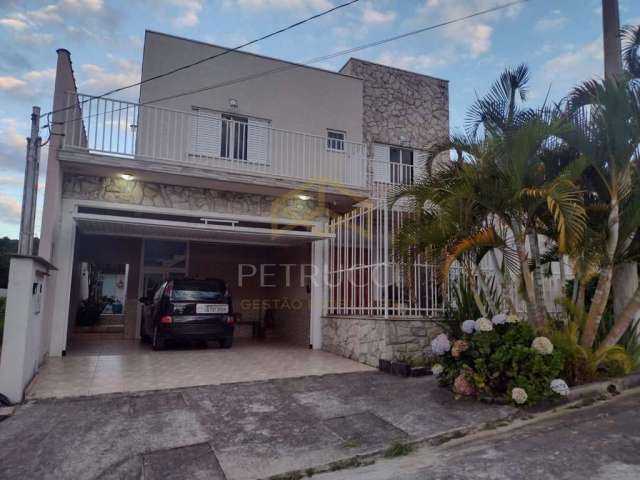 Casa com 3 quartos à venda na Guilhermo Cassaro, 208, Parque San Carlo, Poços de Caldas, 228 m2 por R$ 920.000