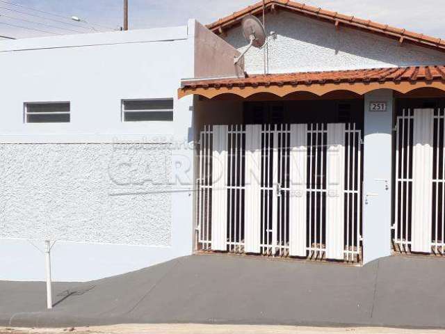 Casa com 2 dormitórios e 1 suíte no Jardim Brasil próxima a Unimed em São Carlos