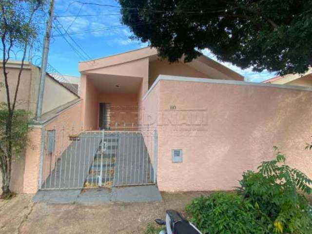 casa com 3 dormitórios sendo 1 suíte no Jardim Santa Paula em São Carlos.